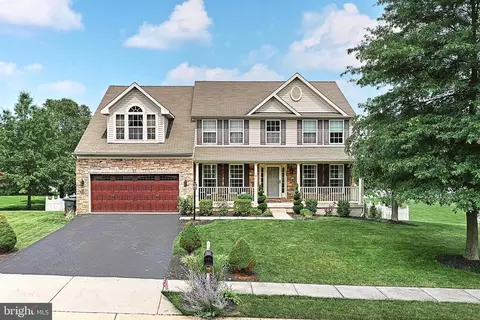 460 Palomino Dr, York, PA 17402