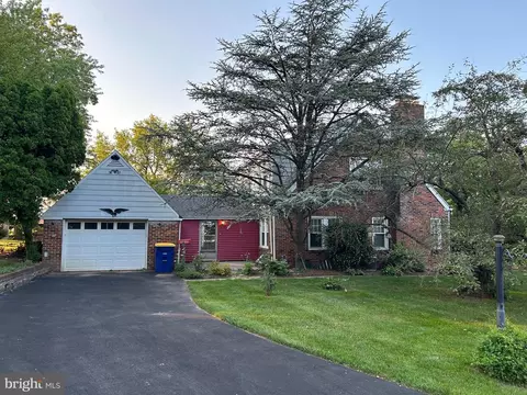 1398 Hollywood Pkwy, York, PA 17403