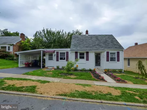 1102 Lancaster Ave, York, PA 17402