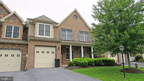 105 Scully Pl, Lewisberry, PA 17339