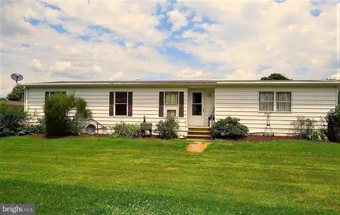 711 Hanover Rd, York, PA 17408