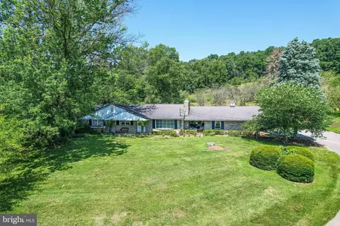 1251 Cherry Orchard Rd, Dover, PA 17315