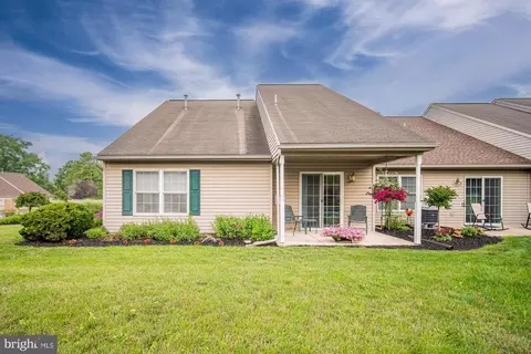 3122 Harmony Rose Ct, Dover, PA 17315
