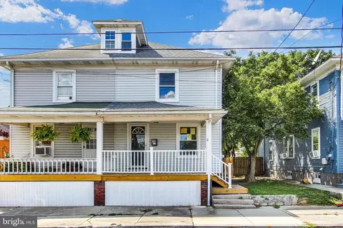 30 N Penn St, Hanover, PA 17331