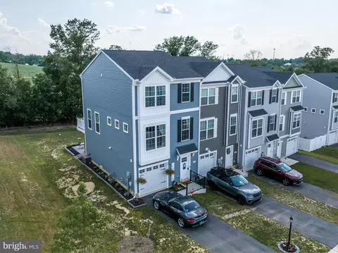 68 Coop Ln, Hanover, PA 17331