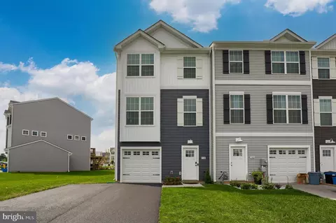 518 Charles Ave, Hanover, PA 17331