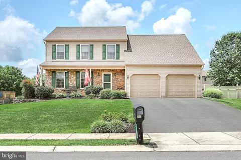 130 Bitternut Rd, Mount Wolf, PA 17347