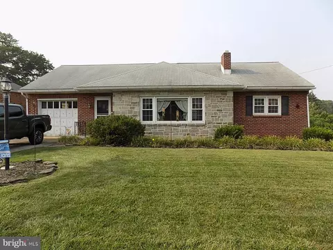 1169 Glendale Rd, York, PA 17403