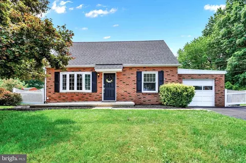 720 Hammond Rd, York, PA 17406