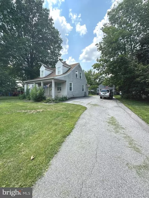 2692 N Susquehanna Trl, York, PA 17406