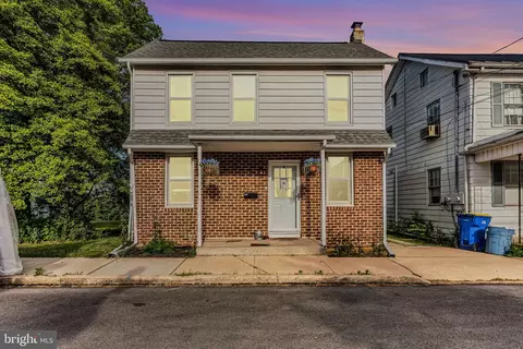 134 High St, Manchester, PA 17345