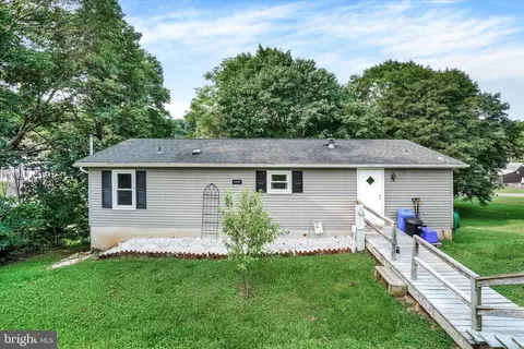 20 South Ave, Windsor, PA 17366