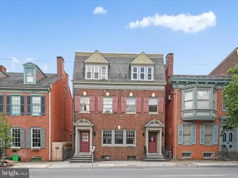 472 W 474 W Market St, York, PA 17404
