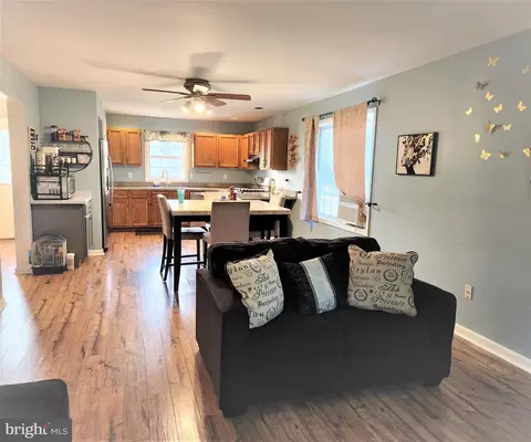 1 Christine Dr, Wrightsville, PA 17368