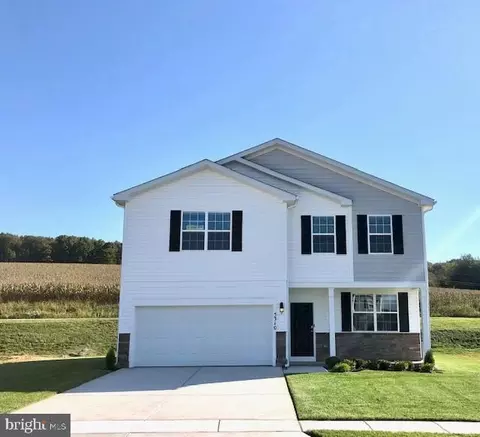 5310 Valley View Rd, Spring Grove, PA 17362