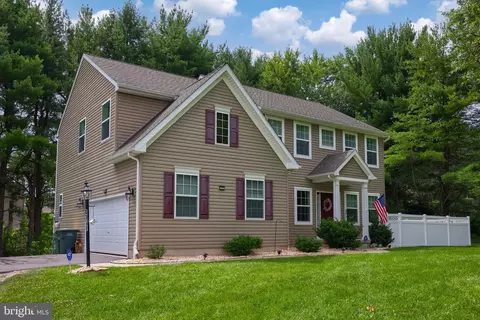 4051 Chapman Ct, Dover, PA 17315