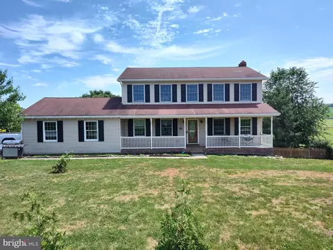 590 Impounding Dam Rd, Hanover, PA 17331