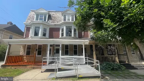 808 S Duke St, York, PA 17404