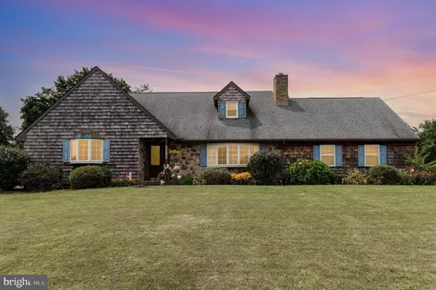 1572 Baltimore Rd, Dillsburg, PA 17019