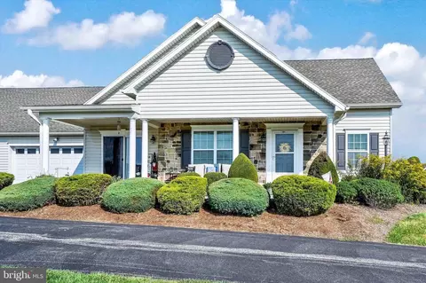 112 S Alpine Dr #26A, York, PA 17408