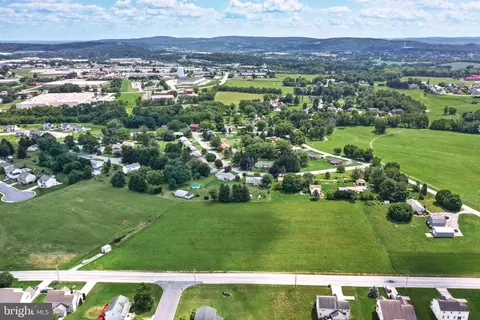 3160 Lewisberry Rd, York, PA 17404