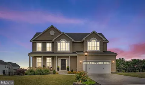 5 Alabaster Run, Hanover, PA 17331