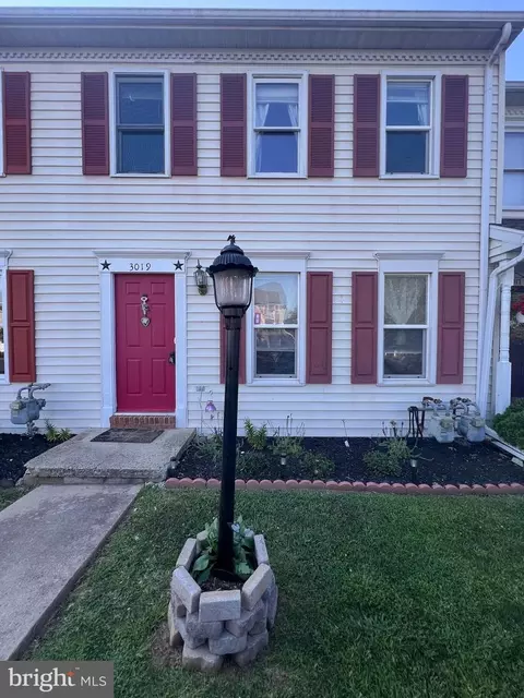 3019 Bornt Dr, Dover, PA 17315