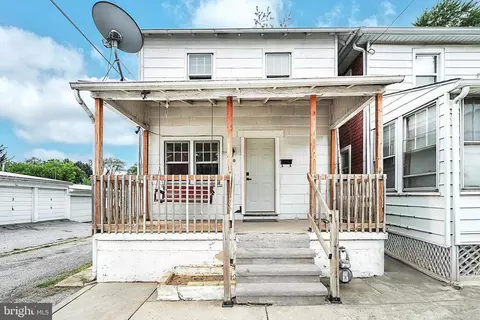 710 Jessop Pl, York, PA 17401