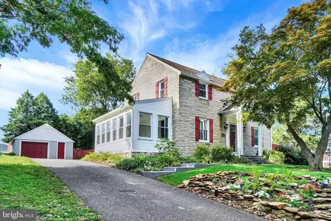 4360 Bridgeview Rd, Stewartstown, PA 17363