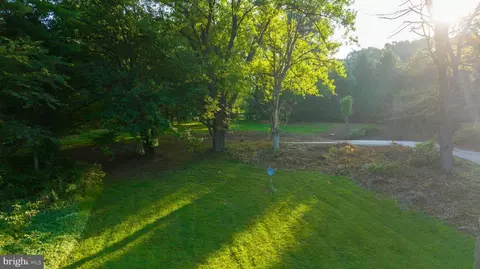 15 Water St, York, PA 17403