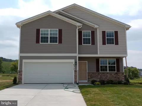 4317 Brent Dr, Spring Grove, PA 17362