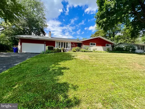 741 Greendale Rd, York, PA 17403