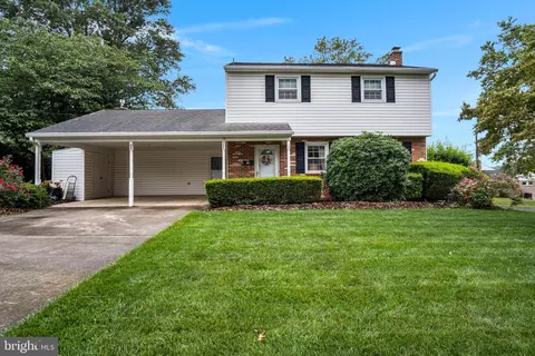 200 Green Lane Dr, Camp Hill, PA 17011