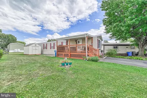 421 Ginger Cir, York, PA 17402
