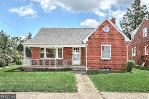 217 Penn St, Hanover, PA 17331