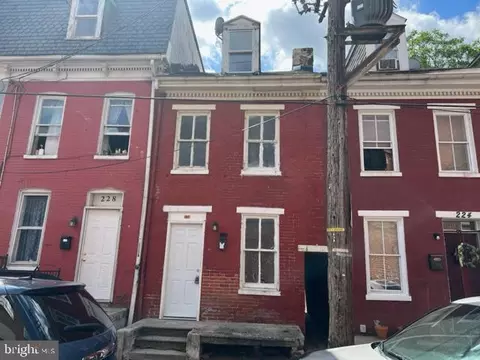 226 E Poplar St, York, PA 17403