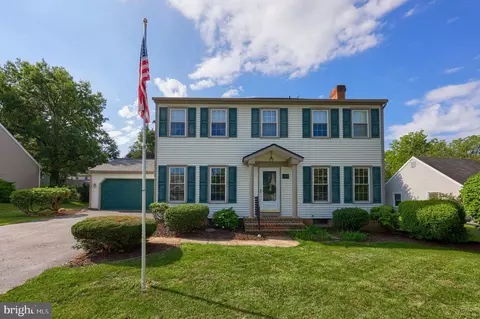4110 Woodlyn Ter, York, PA 17402