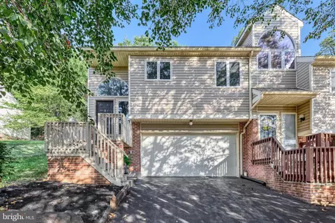 320 Greenleaf Rd, York, PA 17406