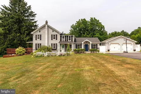 156 Bluestone Rd, York, PA 17406