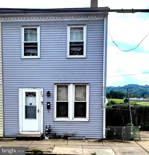 446 W College Ave, York, PA 17401