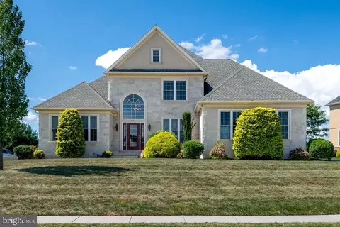 940 Wetherburn Dr, York, PA 17404