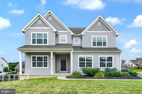 90 Village Rd, Manchester, PA 17345