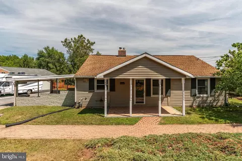 1551 North Dr, York, PA 17408