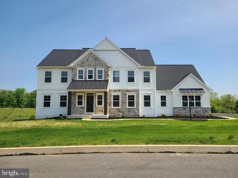 103 Lightfoot Ln, Dillsburg, PA 17019