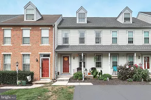 1129 Hearthridge Ln, York, PA 17404