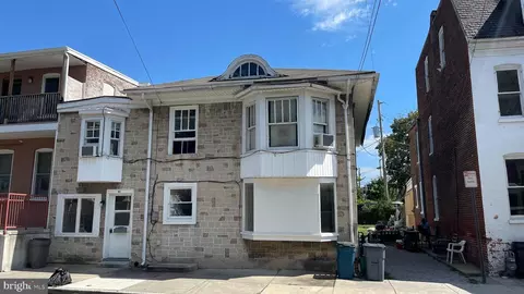 209 S 211 S West St, York, PA 17401
