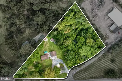 956 Rosstown Rd, Lewisberry, PA 17339