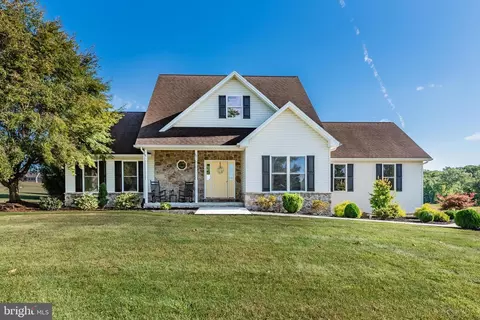 137 Old York Rd, Dillsburg, PA 17019