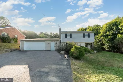 1232 Tower Rd, York, PA 17406