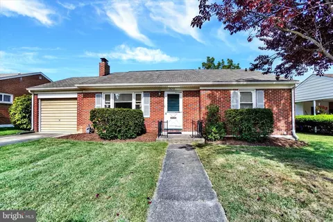 329 Peyton Rd, York, PA 17403